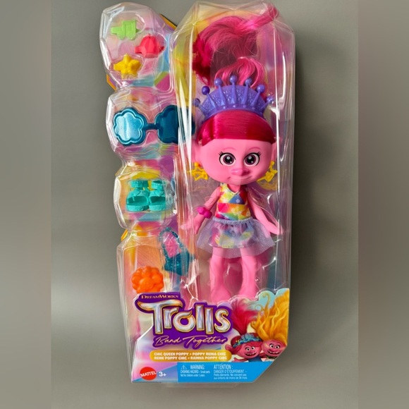 Dreamworks Trolls Fashion Doll & 10+ Styling Accessories - Picture 1 of 2